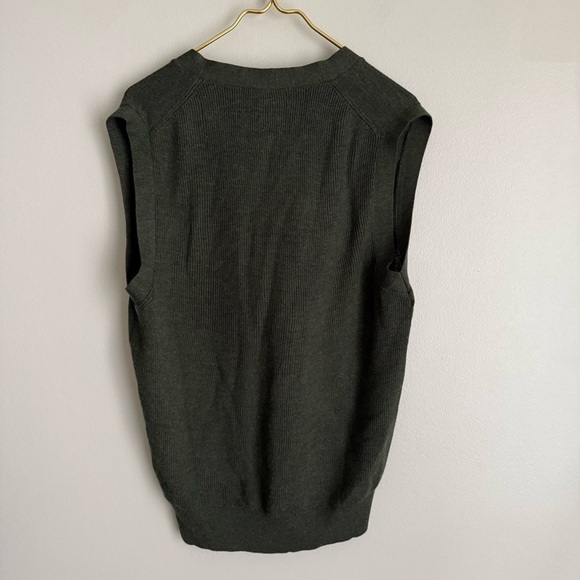 NWOT Jos. A. banks 100% merino wool tailored fit button up sweater vest green - Picture 2 of 5